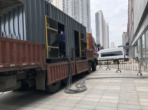林周低温环境下，柴油发电机组电池充满电的具体时间受哪些因素影响？
